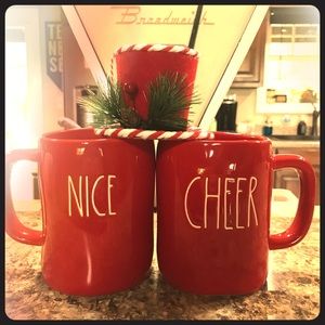 Rae Dunn coffee mugs.